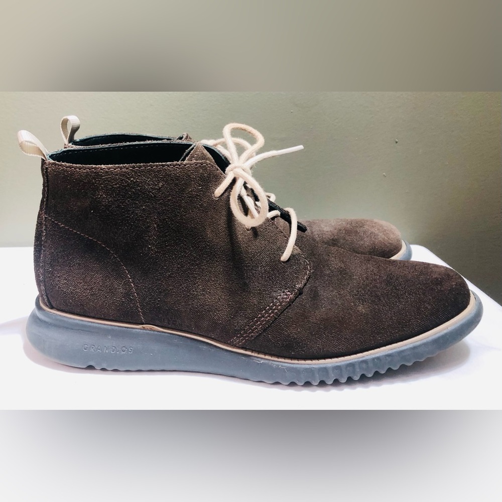 Cole Haan 2.zerogrand Chukka Boot US 9.5 Brown Embossed Suede Men EUC Shoe Boot